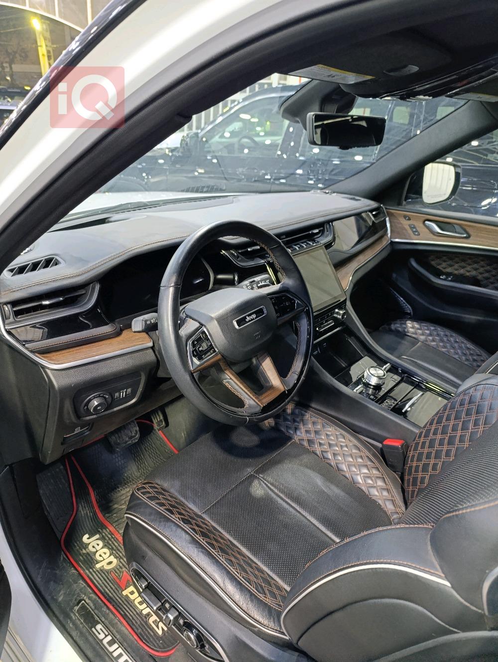 جیپ L گراند شیرۆکی